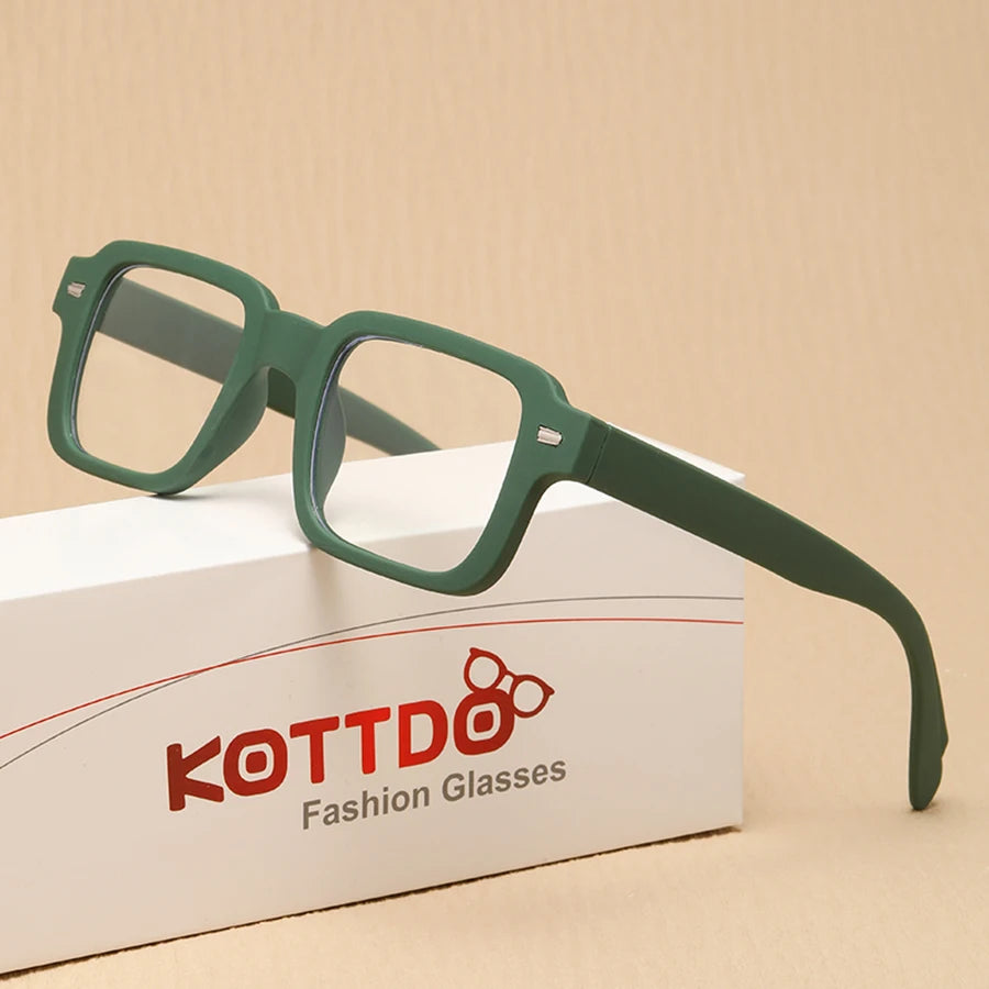 Modern Square Glasses – Clean Look