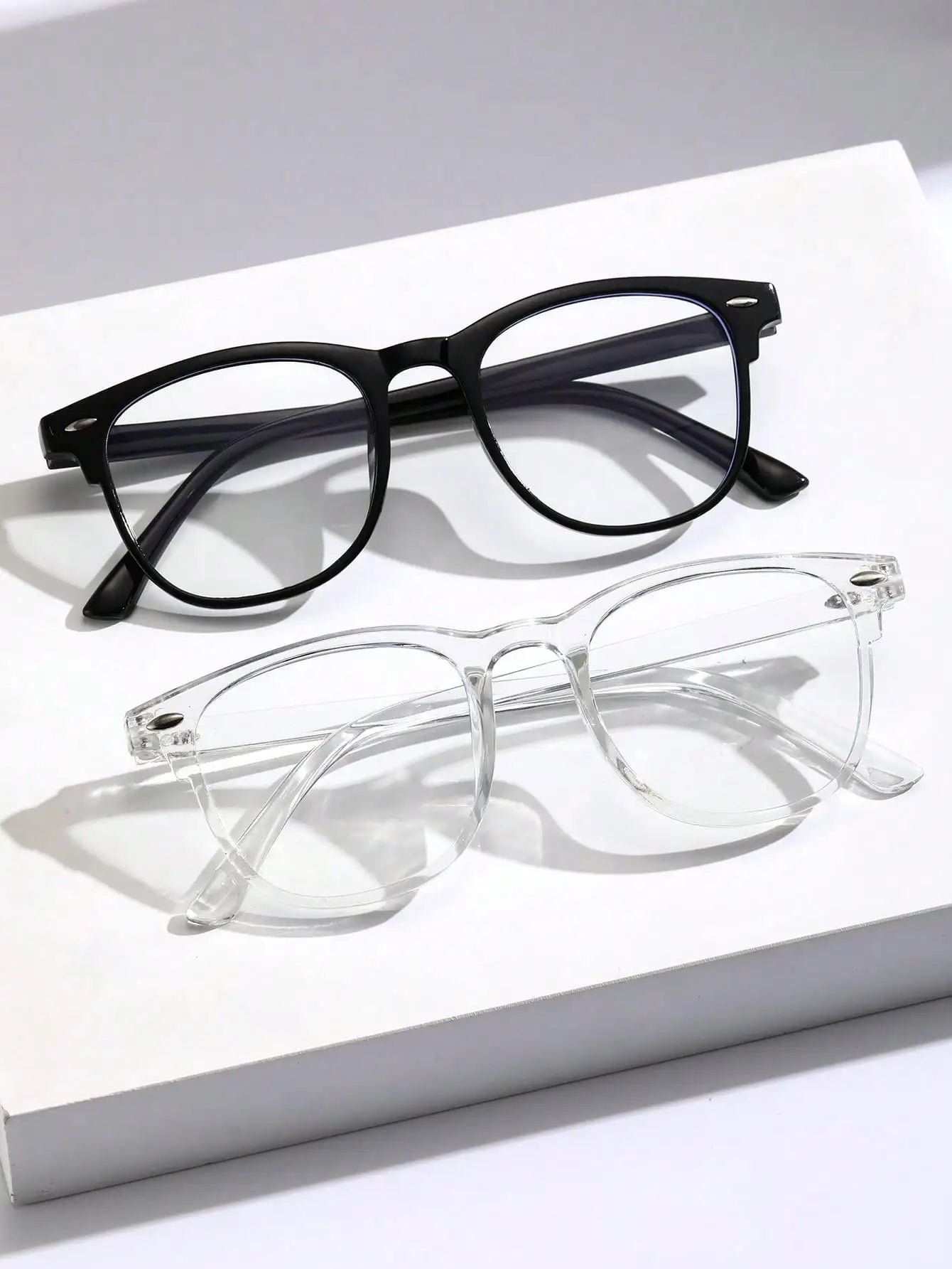 Contemporary Square Glasses – Clean Unisex Design