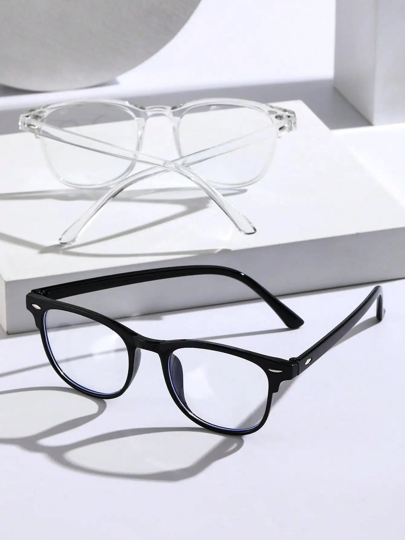 Contemporary Square Glasses – Clean Unisex Design