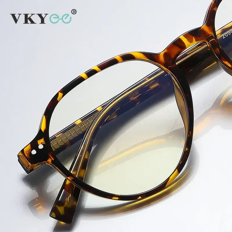 VICKY Oval Frame Glasses – Minimal Retro Design