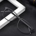 Full-Frame Titanium Glasses – Modern Unisex Style